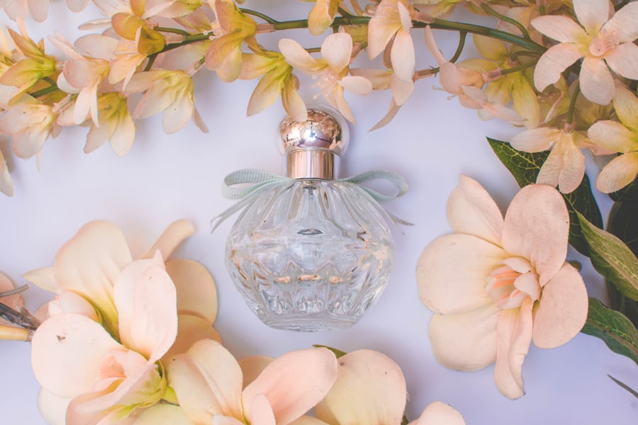 Floral scent